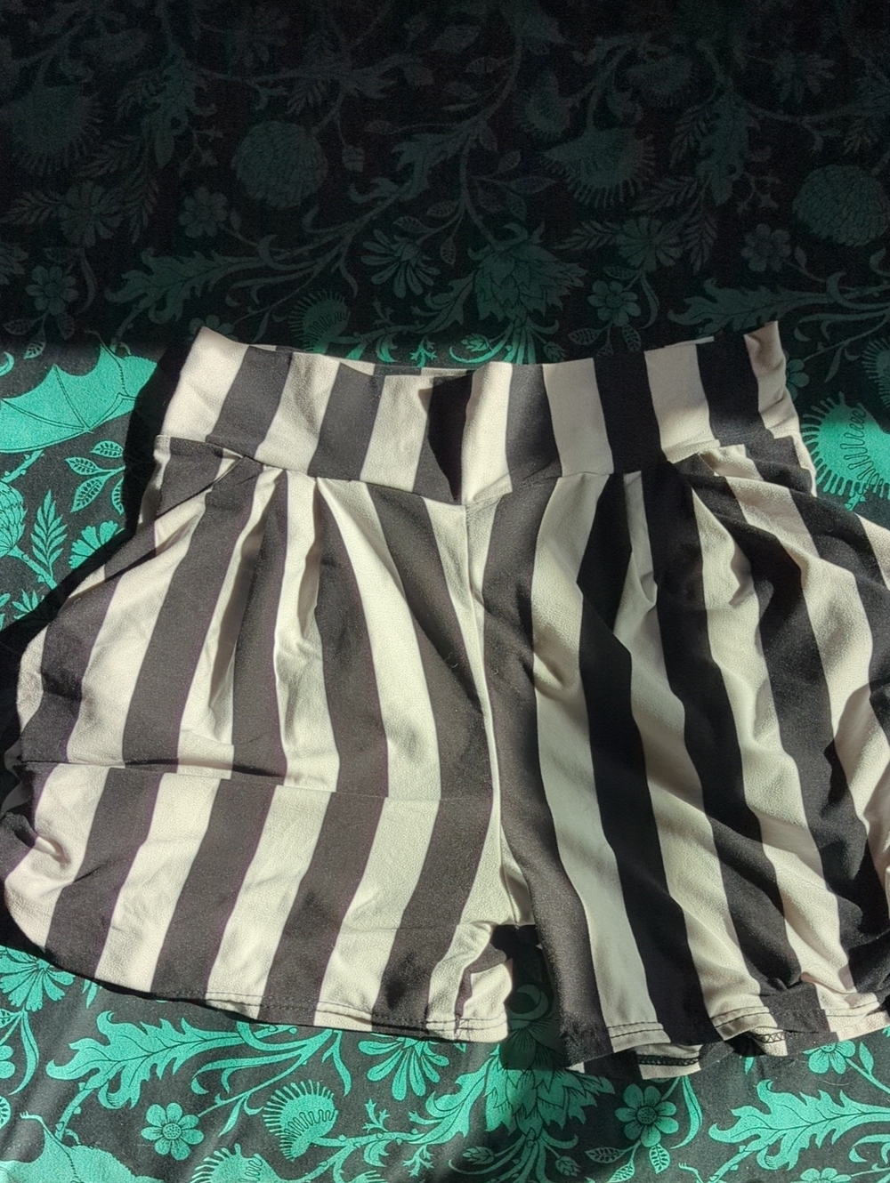 Women's Black and White Striped High-Waist  Harem Shorts